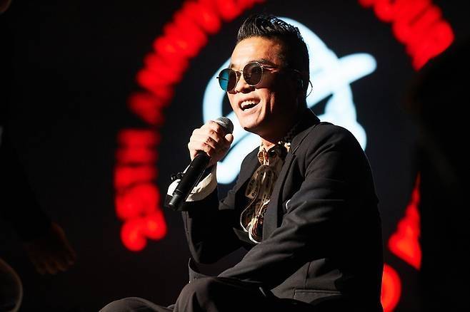 가수 김건모 6년만에 전격 컴백…9월부터 전국투어