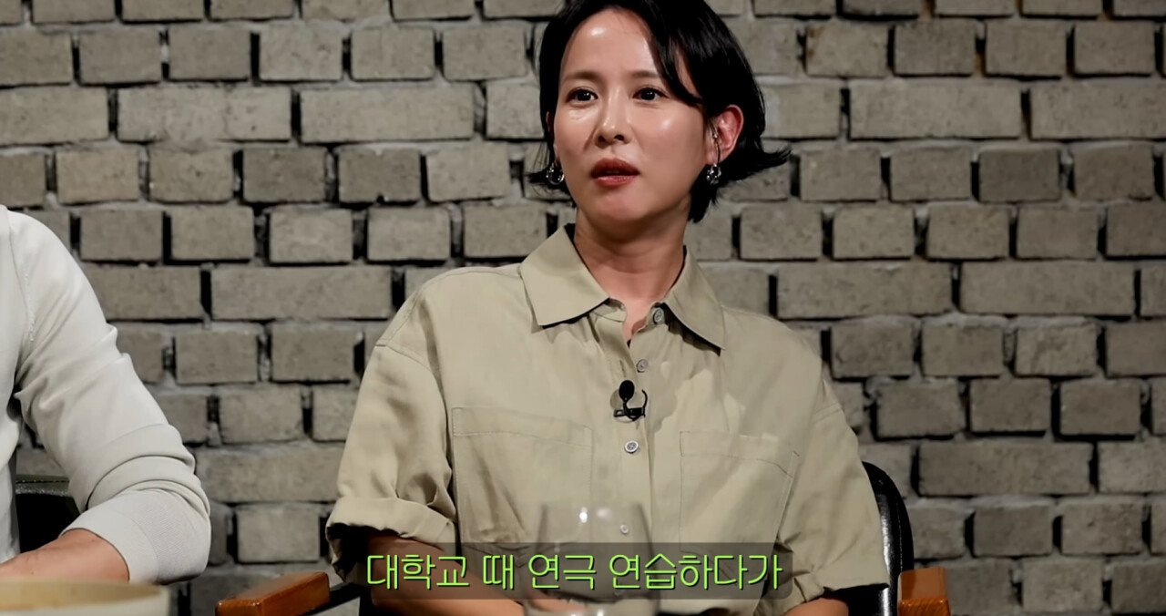 장례식에 처음 간 조여정이 절하는걸 보고 식겁해서 끌어내렸다는 송은이