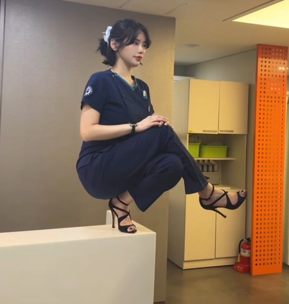 ㅇㅎ는 아니고 그냥 예쁨) 코어힘 개좃되는 눈나