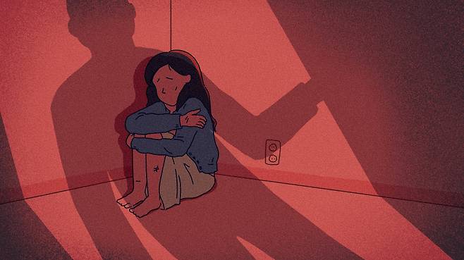 3년간 성폭력... 신입 공무원에게 곡성은 지옥이었다