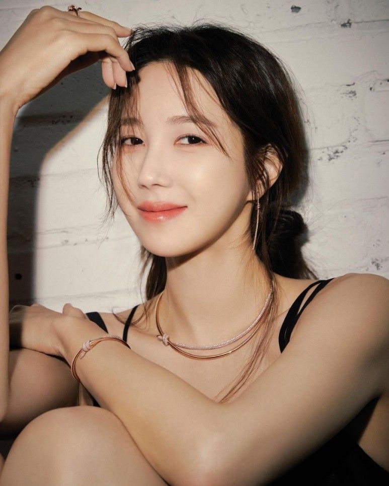 배우 이지아