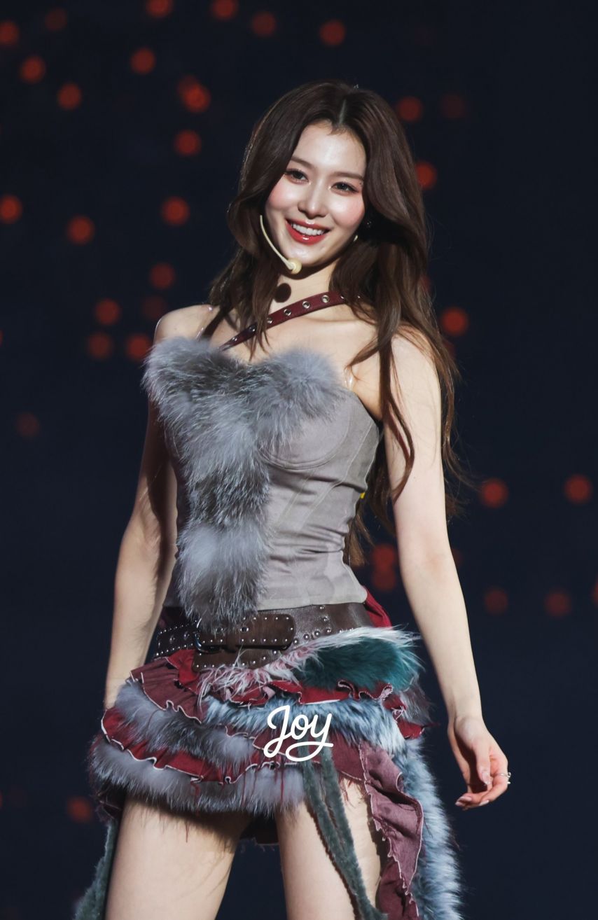 트와이스 사나