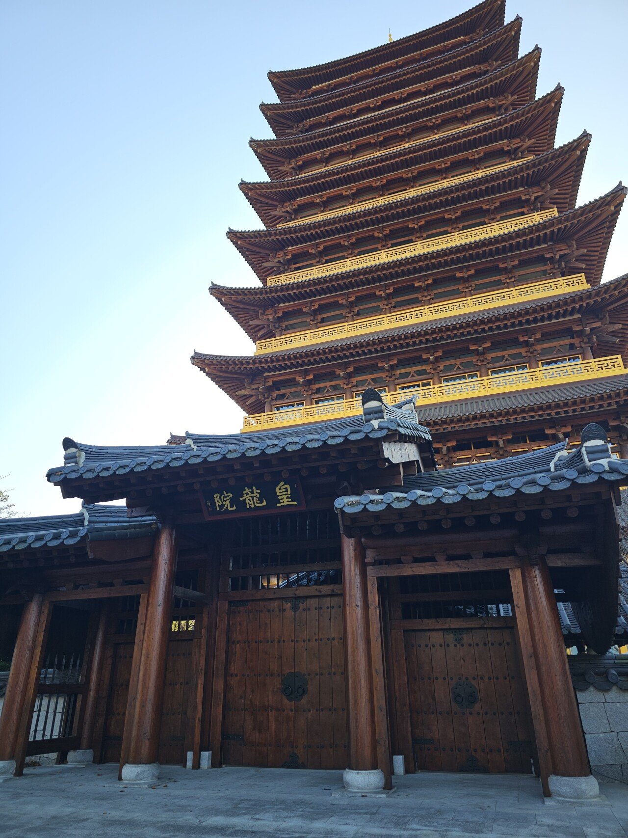 경주 황룡사 9층 목탑을 모델로 만든 황룡원의 위용 ㄷㄷ