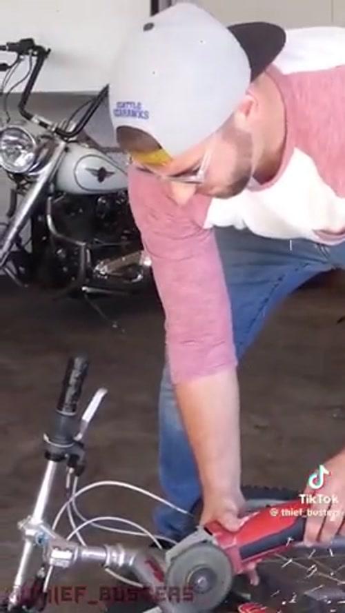 자전거 도둑놈 암살자 [혐오]