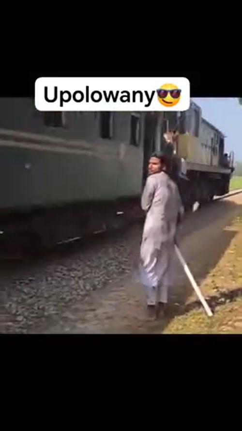 인도의 스마트폰 사냥꾼...