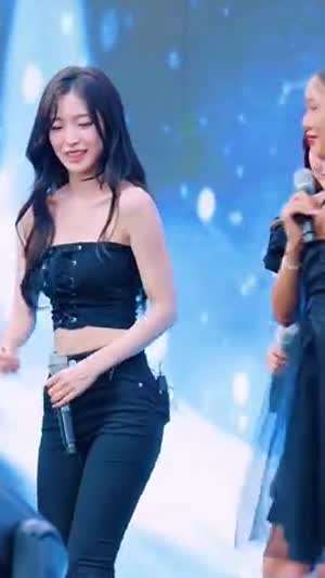 "오마이걸 사랑해" 샤우팅에 미소 짓는 아린