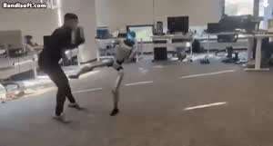 인간의 대를 끊으려하는 로봇